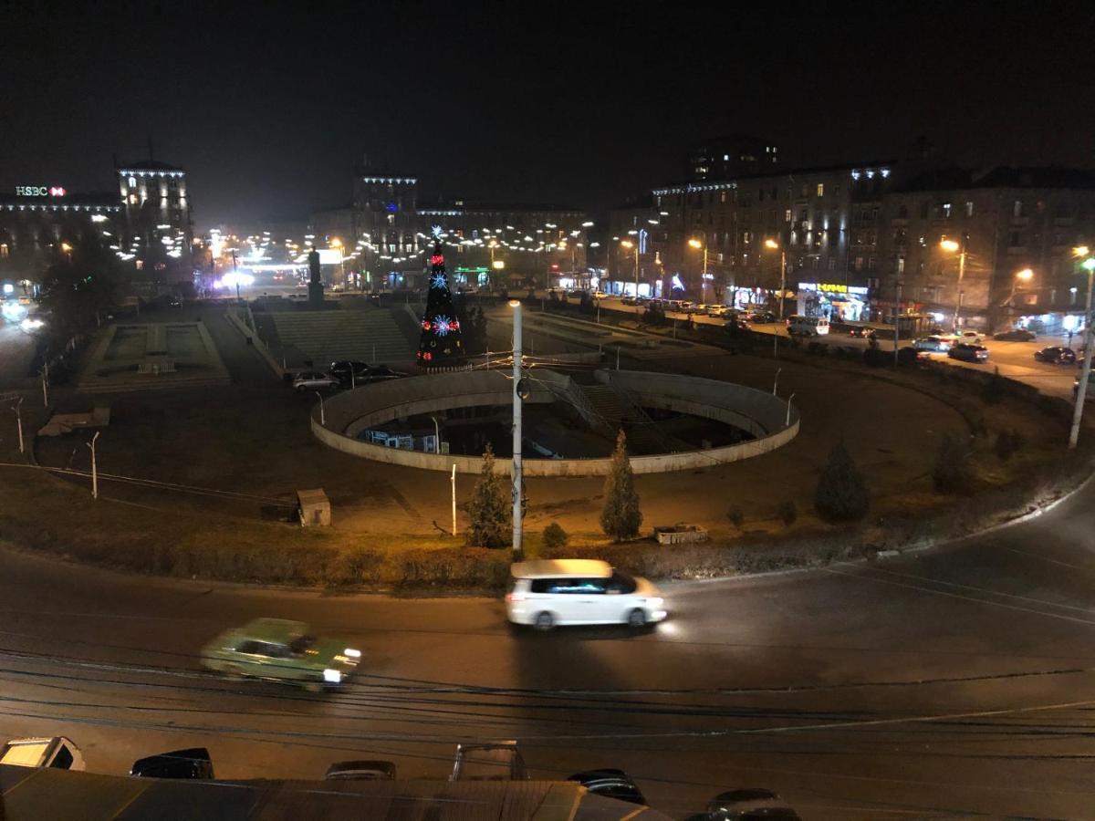 Квартира около станции метро с балконами Єреван Екстер'єр фото