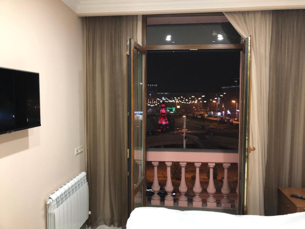 Квартира около станции метро с балконами Єреван Екстер'єр фото